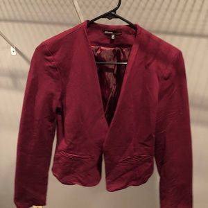 Maroon cropped blazer